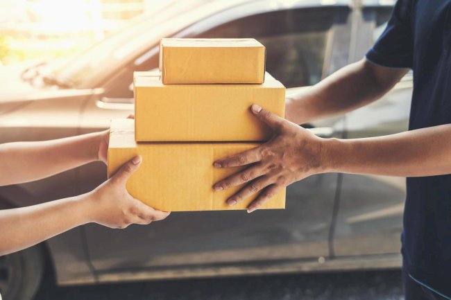 Best Courier Services for Singapore With the Cheapest Delivery Fees