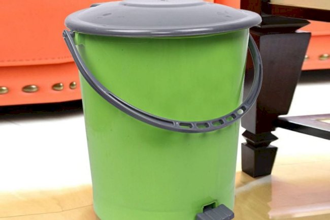 Top 5 Space-Saving Dustbin Ideas for Small Apartments