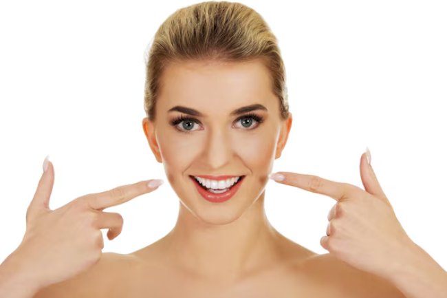 Benefits of a Smile Makeover: Boost Confidence, Health & Appearance