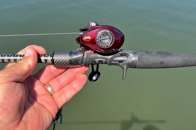How to Choose the Right Travel Spinning Rod for UK Waters