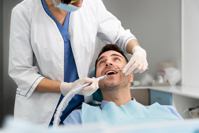 Why Regular Dental Cleanings Are Essential – Advice from a Dentist in Jupiter