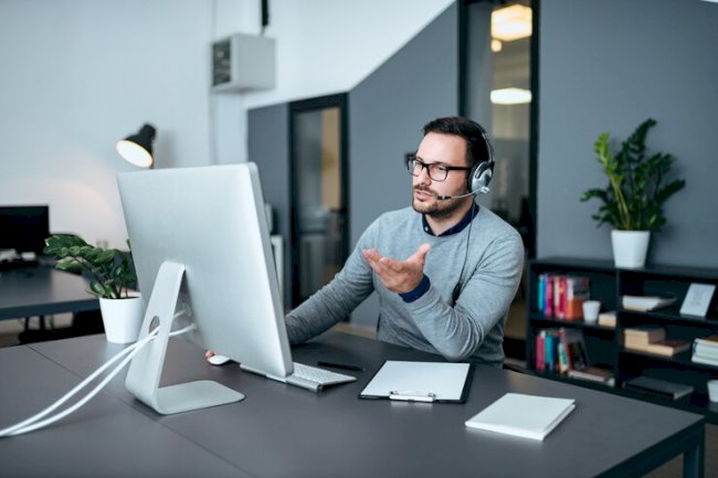 Professional Taxi Call Center Services | Reliable Call Center for Taxi Dispatch