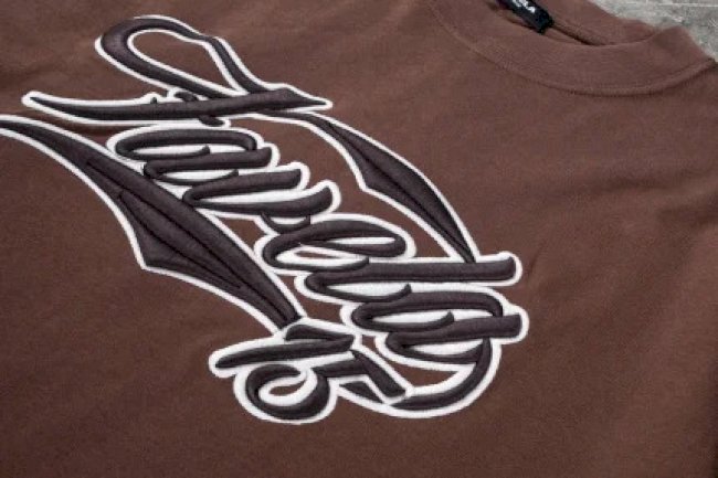 Favela Clothing: The Gritty Elegance of Street Culture Redefined