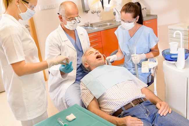 What to Do During a Dental Emergency in Newmarket: A Guide from Keep 28 Dental Centre