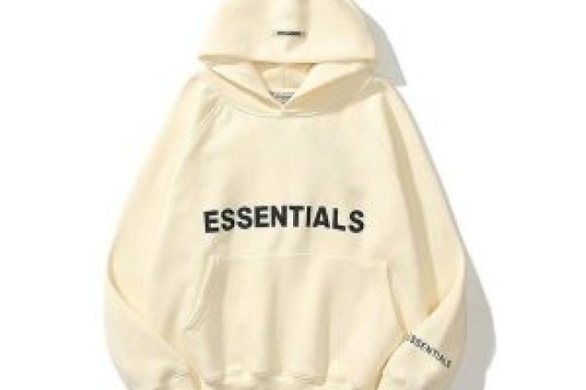 Essentials Hoodie – Soft, Simple, and Always in Style