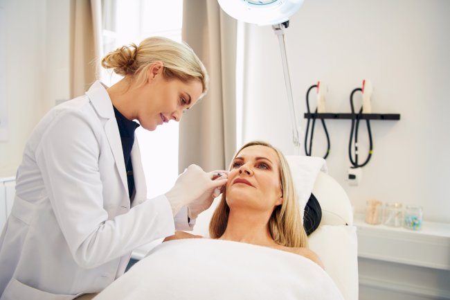 Can the Best Dermatologist Reverse Sun Damage Quickly?