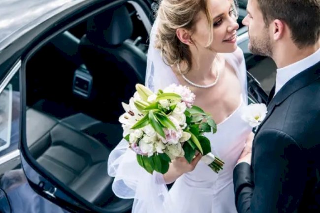 Arrive in Style: Your Guide to Stress-Free Wedding Transportation in Connecticut