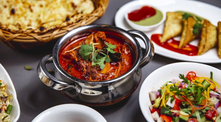 Elevate Dinner with the Best Indian Curry Sauce Jars