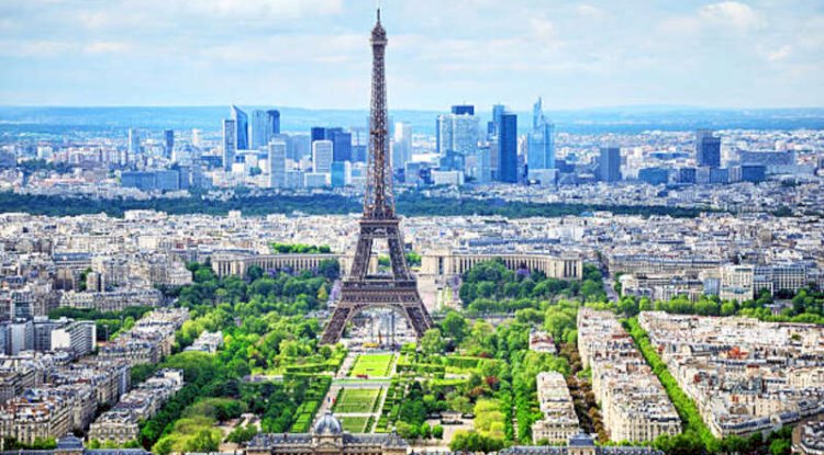 What Kinds of Indian Visas Are Available for France?