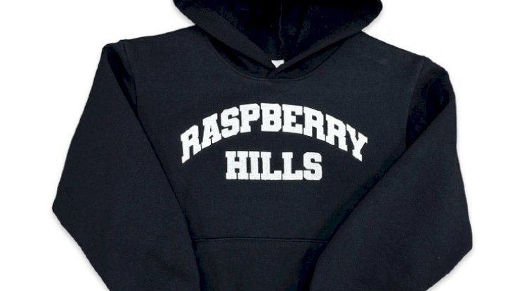 Raspberry Hills Retreat: Escape to Tranquility