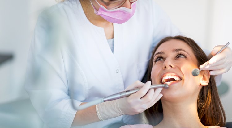 Trusted Tooth Replacement Services in Putney