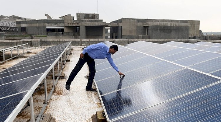 How Solar Panel Manufacturers in India Are Powering the PM Surya Ghar Muft Bijli Yojana