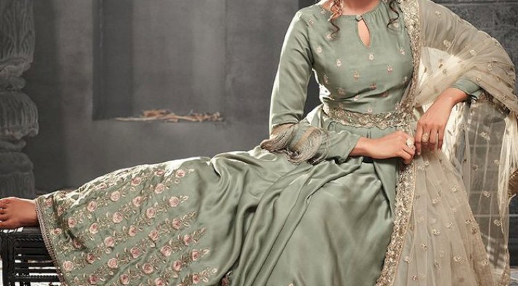 Pakistani Luxury Pret: Culture & Modern Glamour