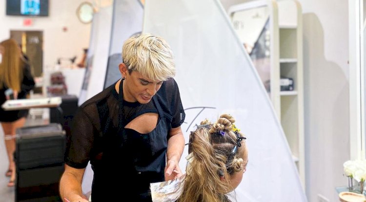 Hair Color Miami Appointments: What to Expect During Your Visit