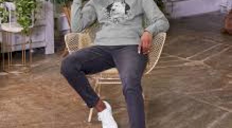 White Fox Hoodie Looks That Turn Heads Daily