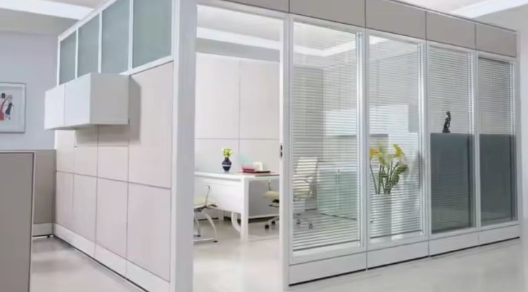 Enhancing Workspace Efficiency with Modern Office Partitions