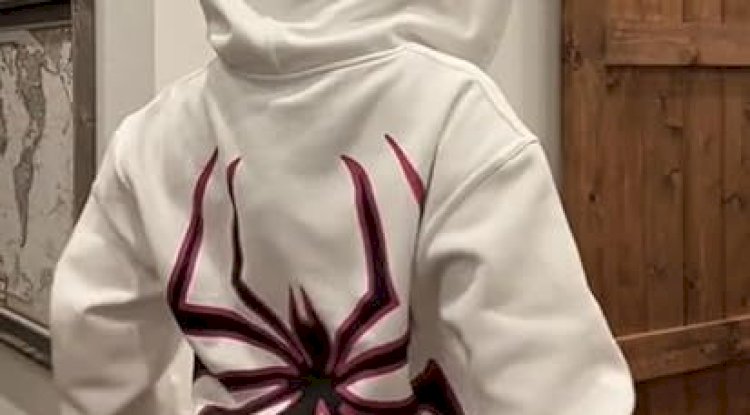 Mastering the Art of Comfort: Why Spider Hoodie Are Key 