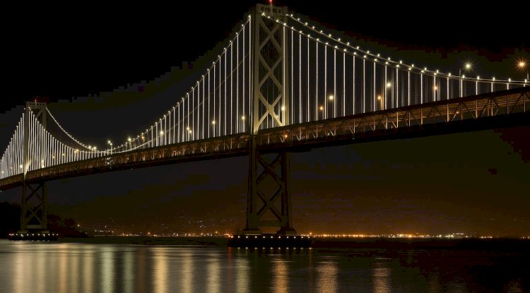 A Dazzling Intersection of Art, Technology, and Community on Bay Lights