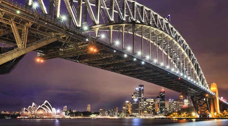 Savour Sydney: Lunchtime Luxury Afloat the Harbour