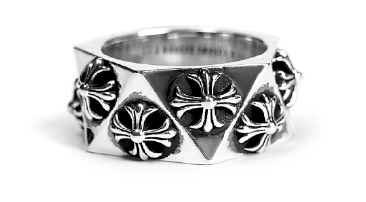 Why Chrome Hearts Rings Are More Than Jewelry: Style, Culture & Craftsmanship in One Piece