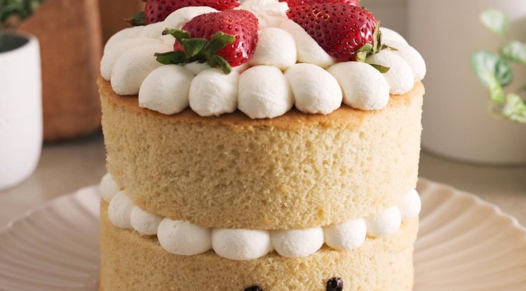 The Art of Cake Decorating: Tips and Techniques for Stunning Creations