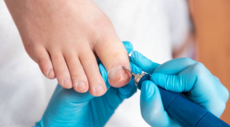 Difference Between Cosmetic Foot Care and Podiatry in Edinburgh