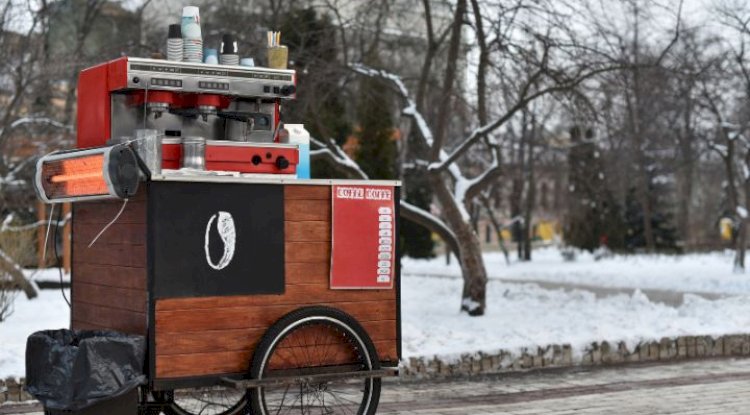 Why Is a Mobile Coffee Cart the Perfect Choice for Event Catering?