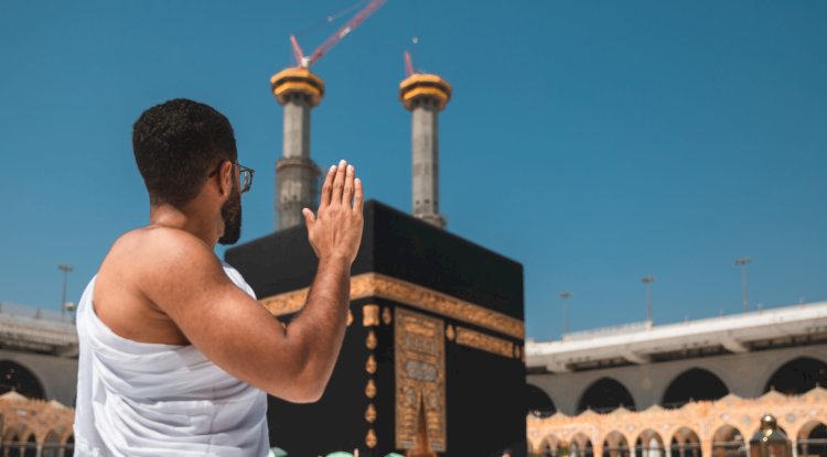 Save More in Cheap Holiday Deals 2025 While Booking Cheap Umrah Packages