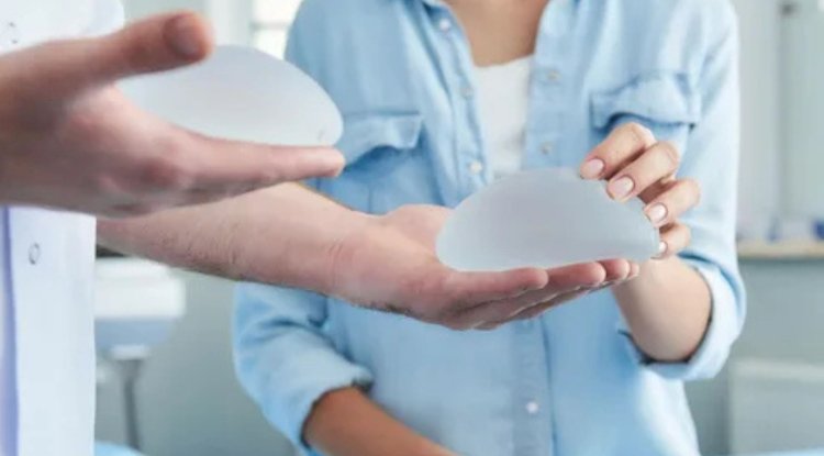 Trusted Care by an Experienced Breast Implant Surgeon in Delhi