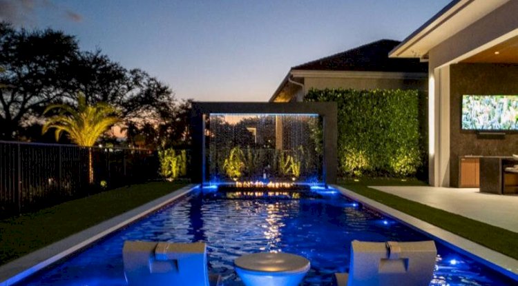 Why Choose a Pool Remodeling Company Delray Beach Today?