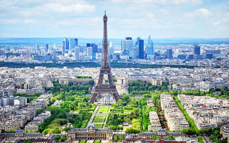 What Kinds of Indian Visas Are Available for France?