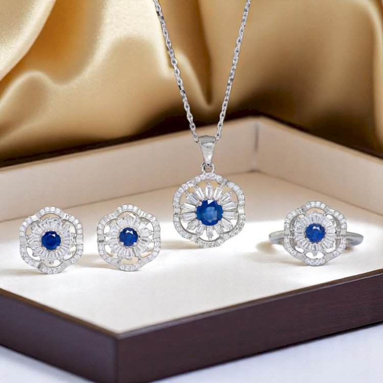 How to Choose the Perfect Blue Sapphire for Your Jewelry