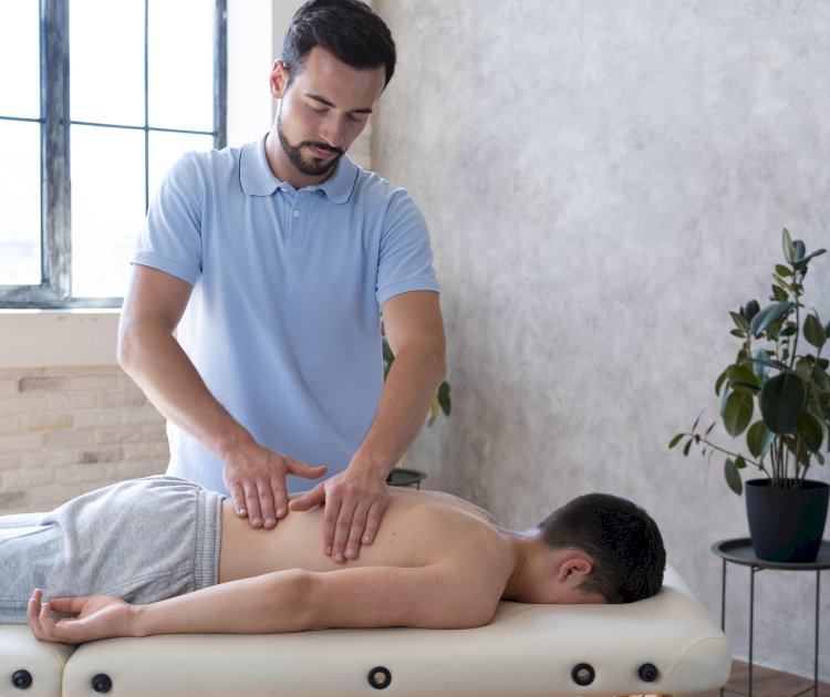 Top Techniques of Osteopathic Back Manipulation For Holistic Healing