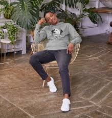 White Fox Hoodie Looks That Turn Heads Daily
