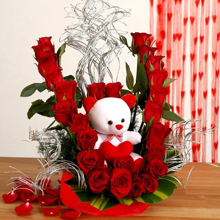 Fresh Flowers & Hampers at Your Door in 30 Mins Fastest Same Day Delivery Ever