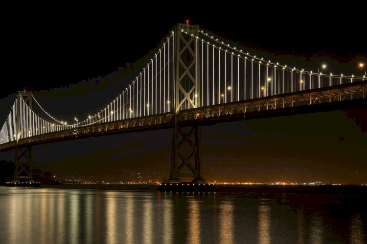 A Dazzling Intersection of Art, Technology, and Community on Bay Lights