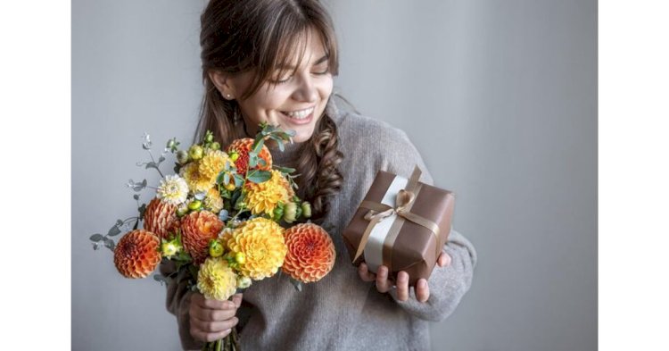 Send Birthday Anniversary and Special Occasion Flowers to Gorakhpur Online Enjoy Same Day Midnight Fresh with Free Delivery