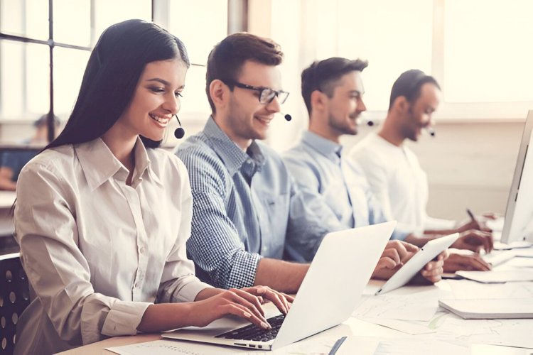 Beyond Chatbots: The 2025 AI-Powered Ecommerce Customer Service Blueprint for Driving Lifetime Customer Value
