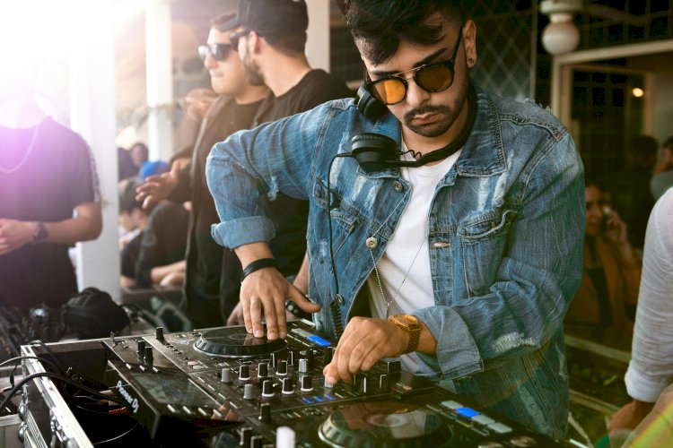 Best DJ Services in India for Weddings, Clubs & Events