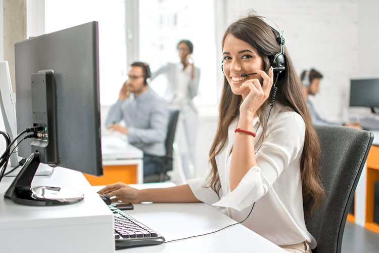 Navigating the Labyrinth: Common Healthcare Call Center Challenges & Solutions