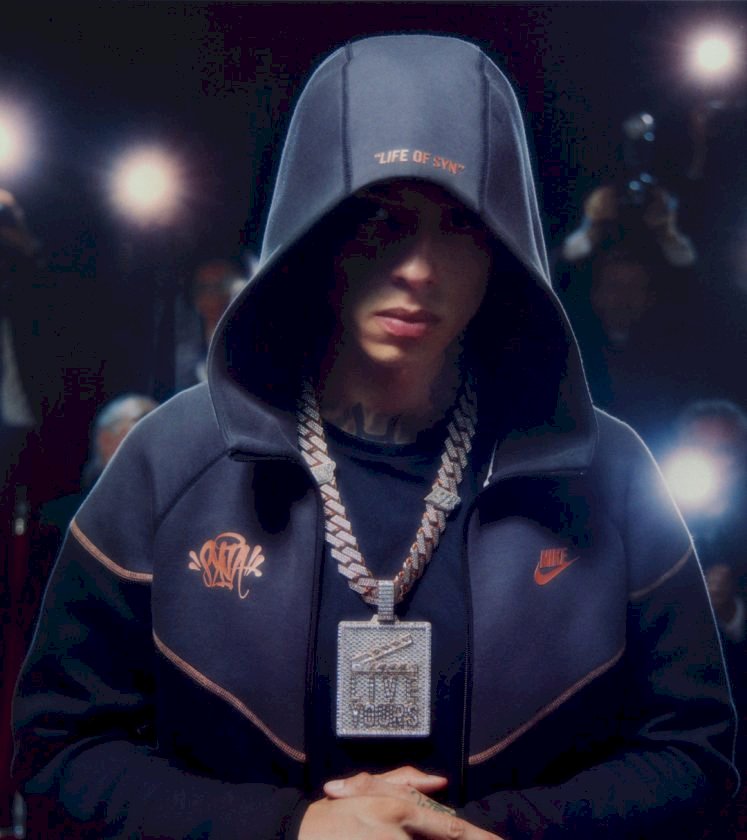 syna world tracksuit